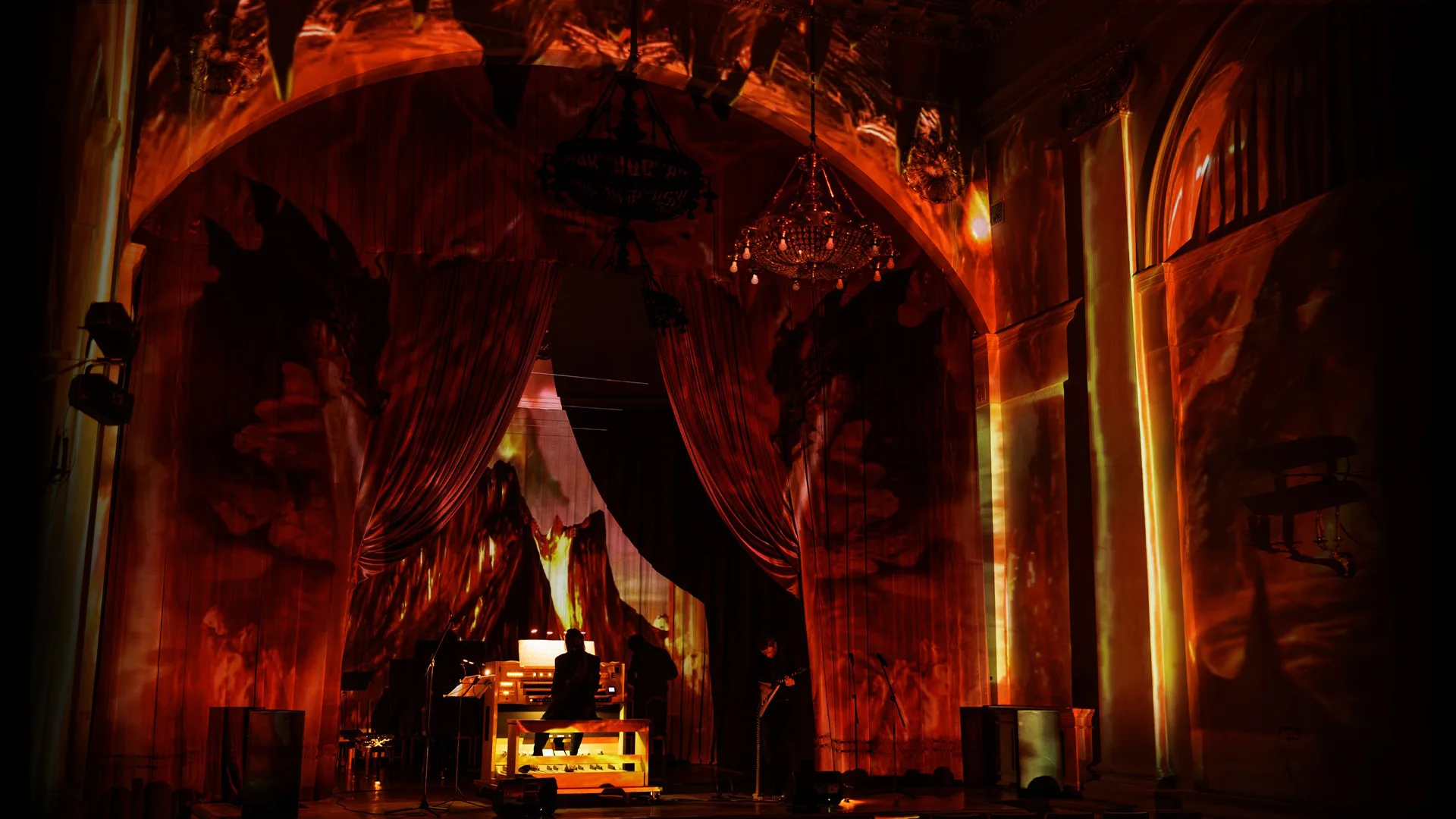 Афиша: Иммерсивный концерт: мировые рок-хиты в Санкт-Петербурге 4 апреля 2026