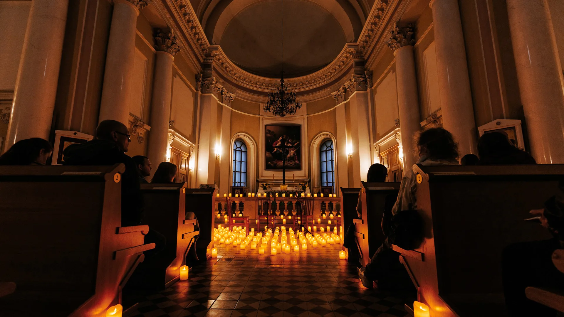 Афиша: Иоганн Себастьян Бах в сиянии свечей в Санкт-Петербурге 24 апреля 2026