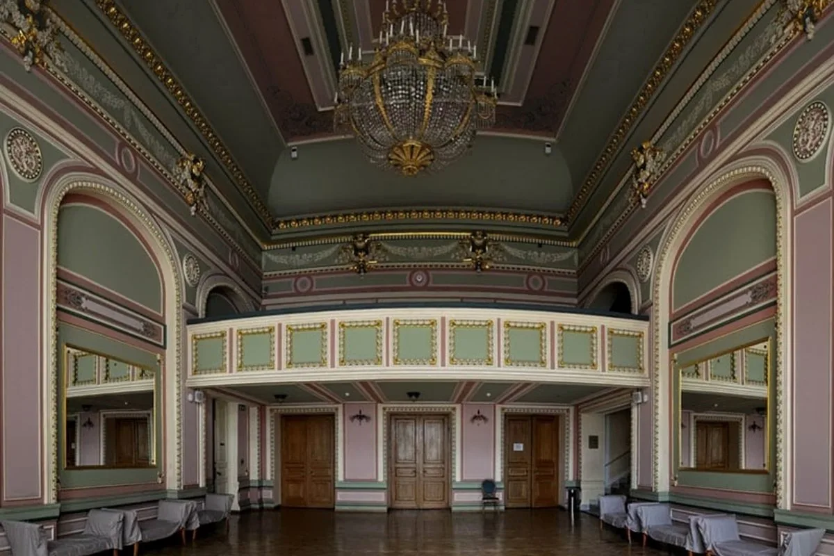 Афиша: История театра — путешествие во времени в Санкте-Петербург 7 апреля 2026