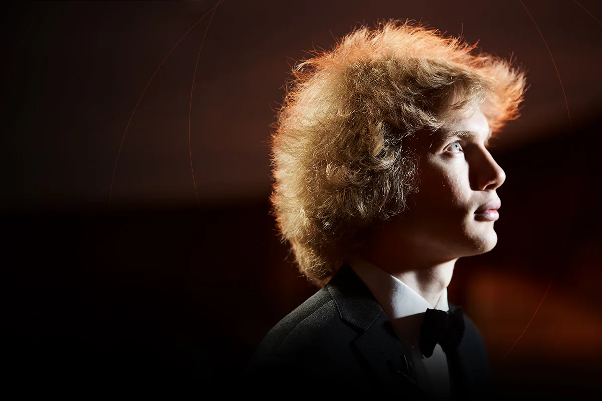 Афиша: Иван Бессонов в Череповеце 1 апреля 2026