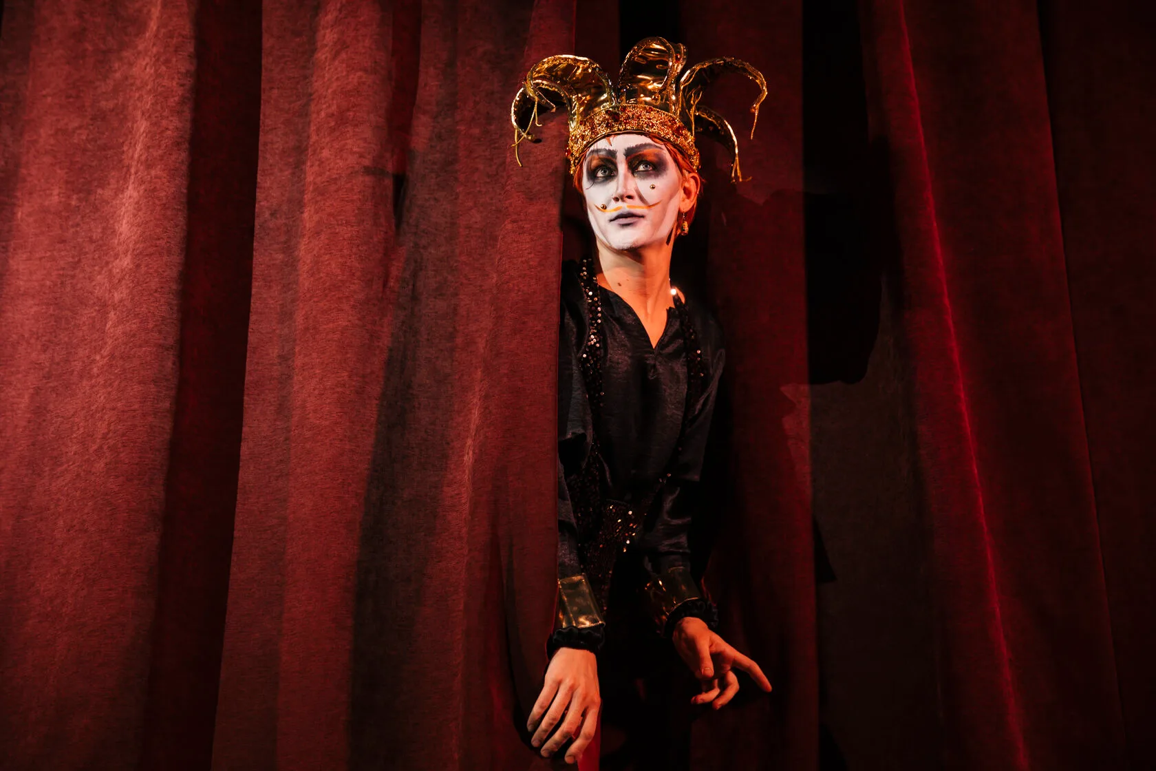 Афиша: Кабаре «Матрёшка» в Санкт-Петербурге 17 апреля 2026