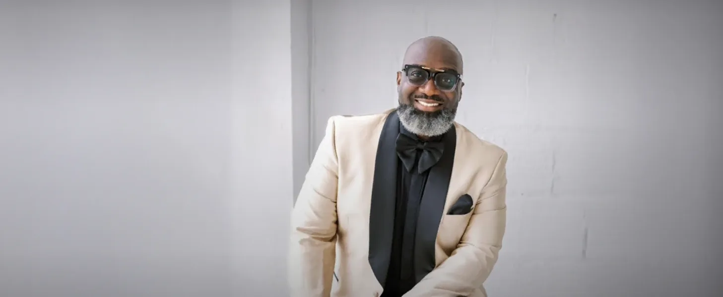 Афиша: Клив Джонс в Москве 5 апреля 2026