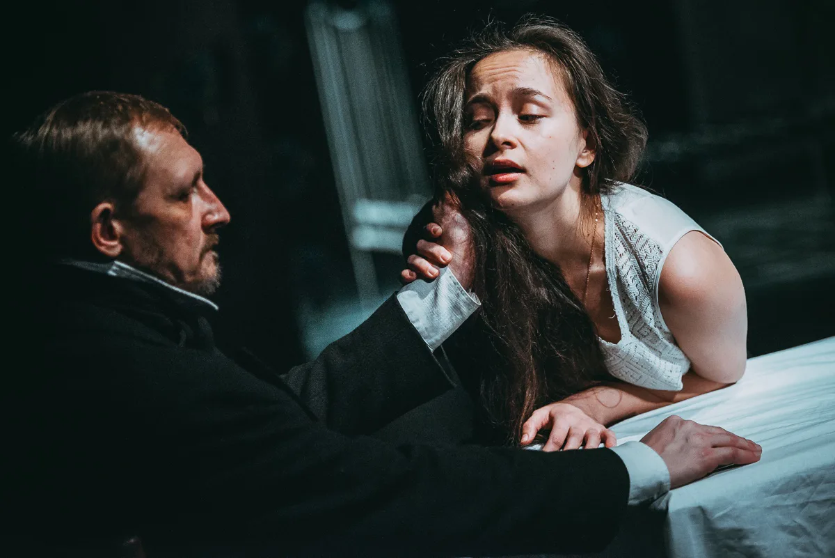 Афиша: Кроткая в Екатеринбурге 9 апреля 2026