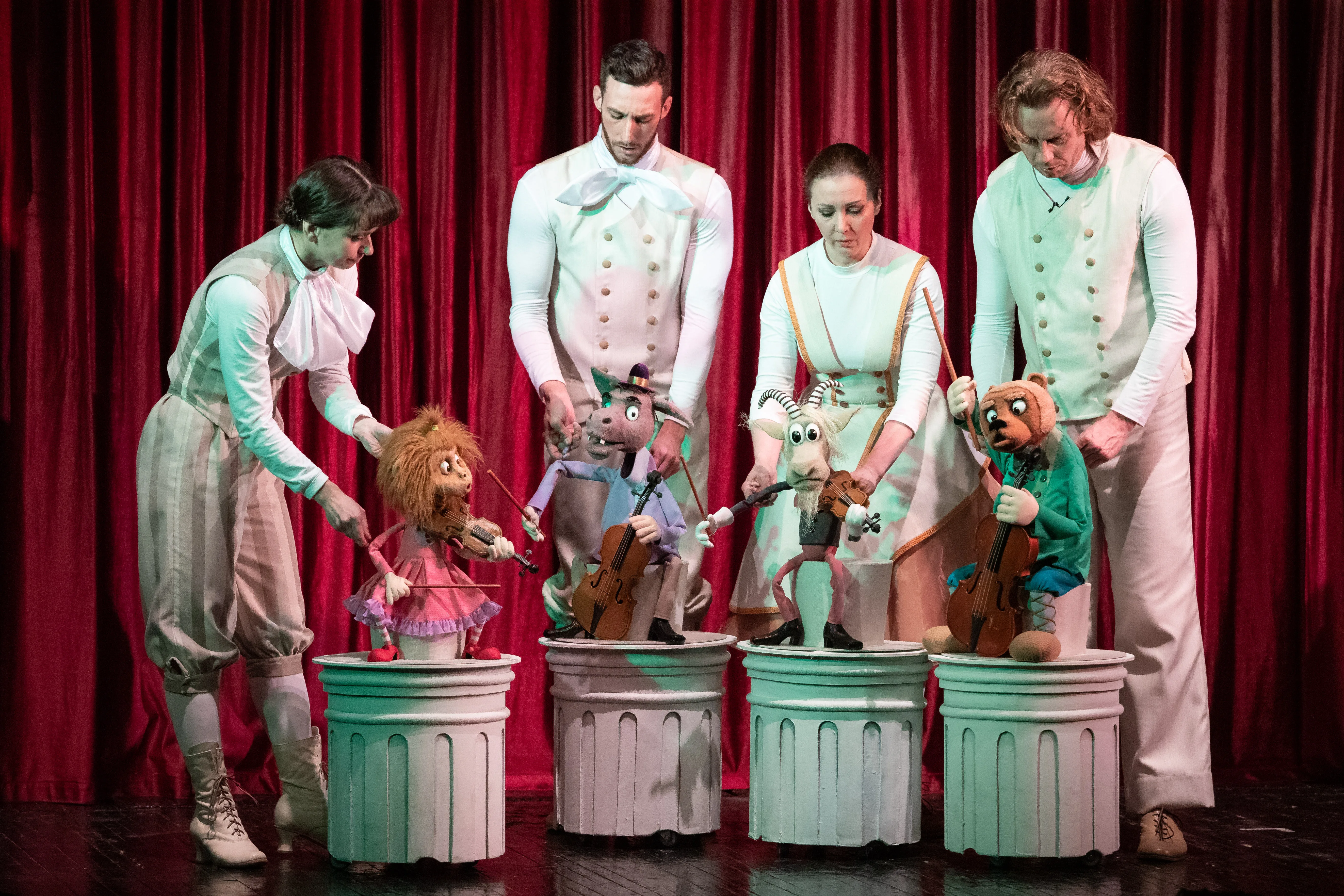 Афиша: Квартет в Екатеринбурге 5 апреля 2026