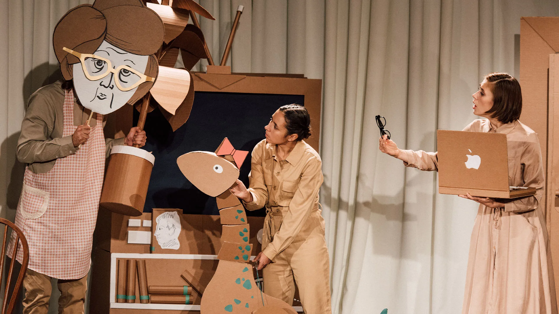 Афиша: Мама, я динозавр-р-р в Москве 18 апреля 2026