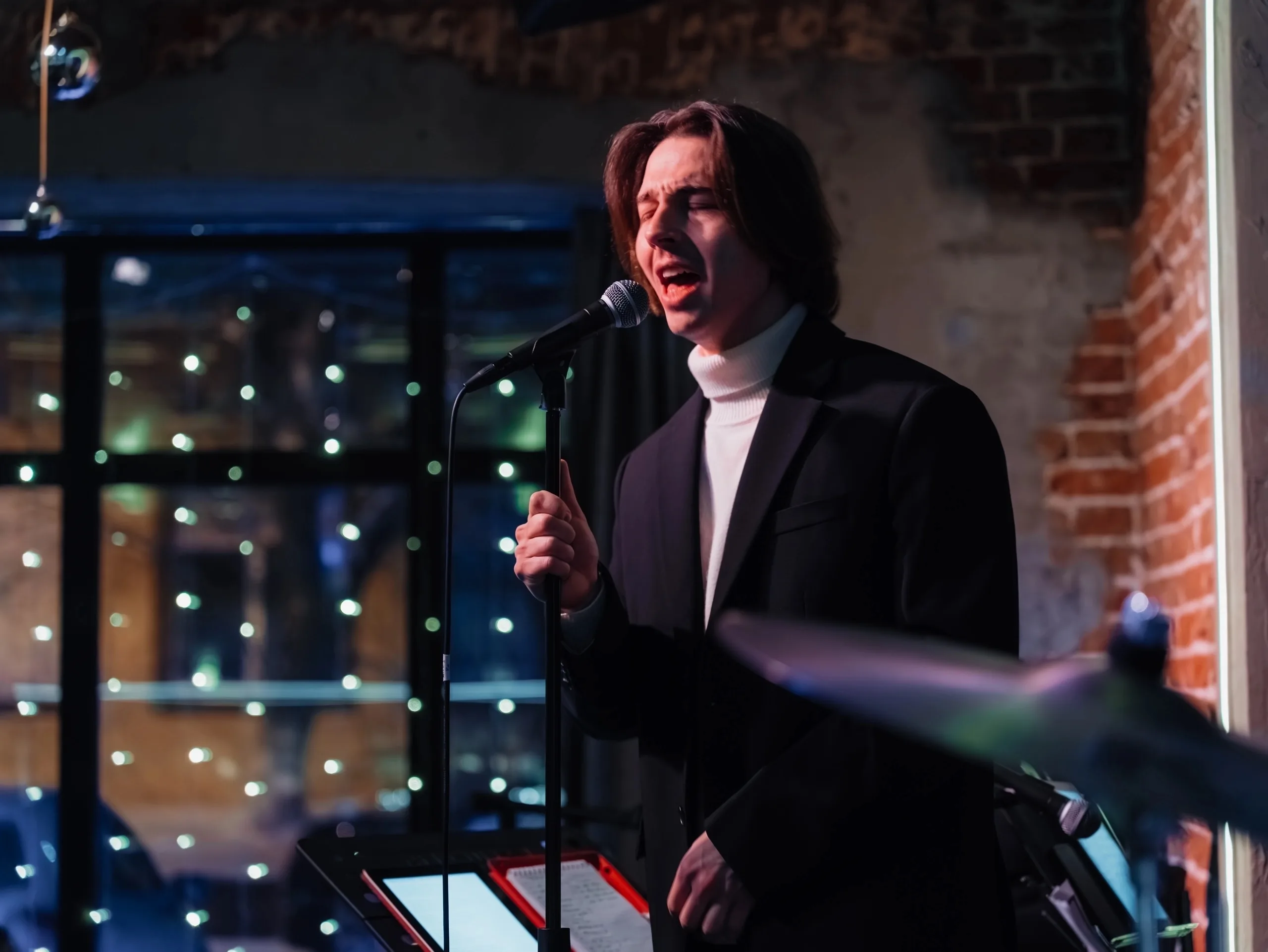 Афиша: Мировые хиты в Заречном 18 апреля 2026