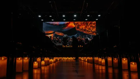 Афиша: Мировые рок-хиты в сиянии тысячи свечей в Челябинске 29 апреля 2026