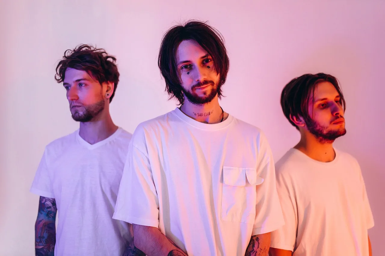 Афиша: Молодость внутри в Красноярске 6 апреля 2026