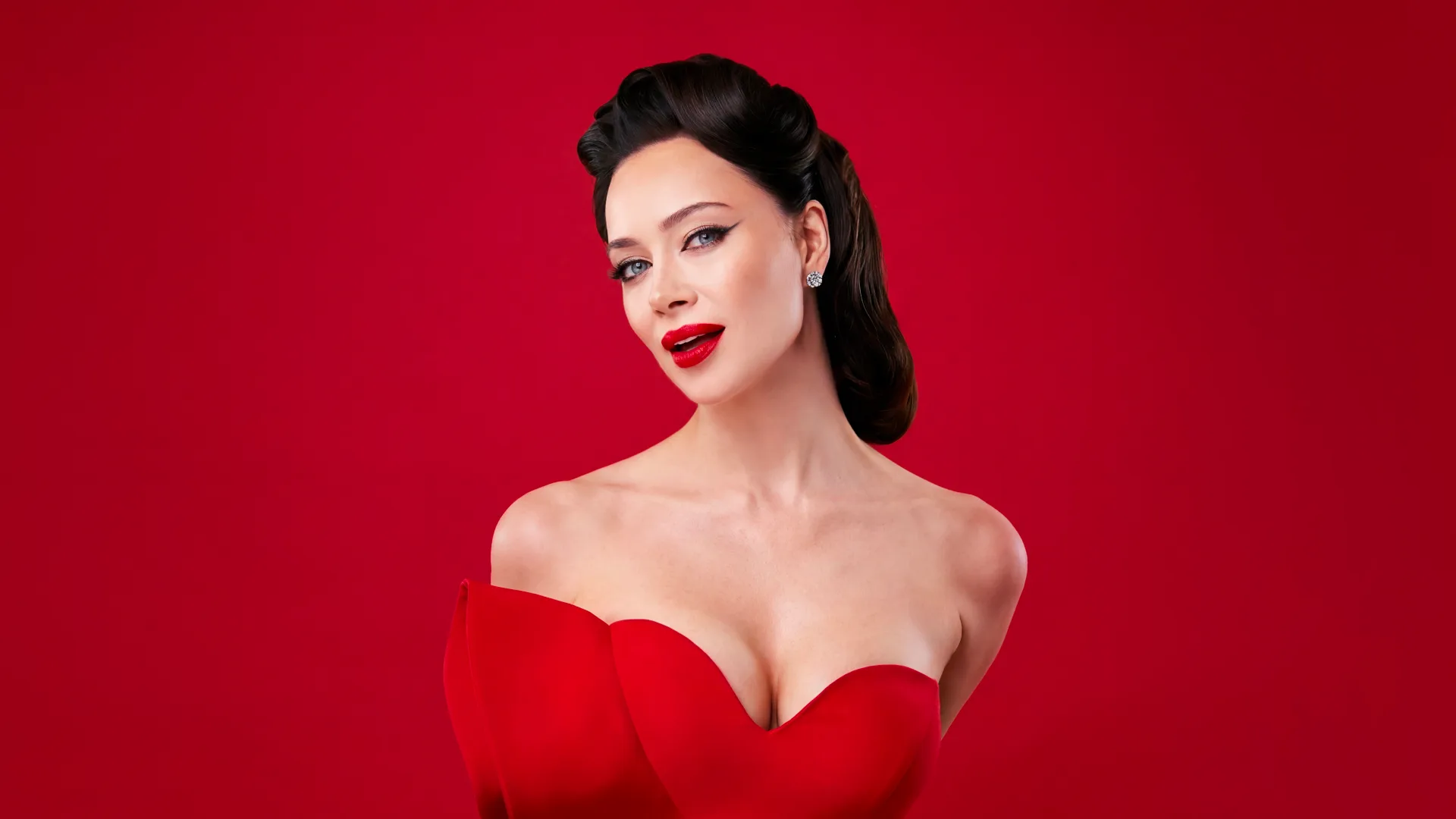 Афиша: Настасья Самбурская в Санкт-Петербурге 23 апреля 2026