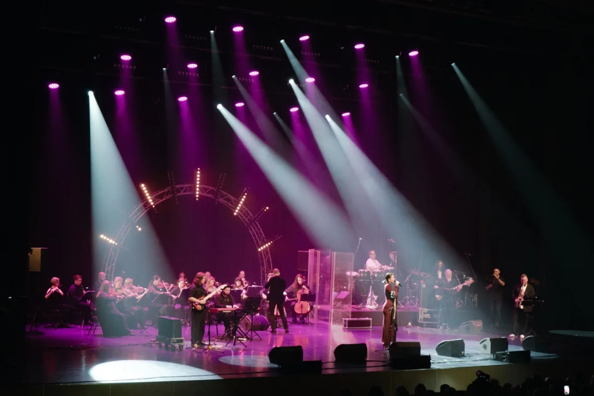 Афиша: No Ordinary Show. Sade Tribute с оркестром в Екатеринбурге 5 апреля 2026