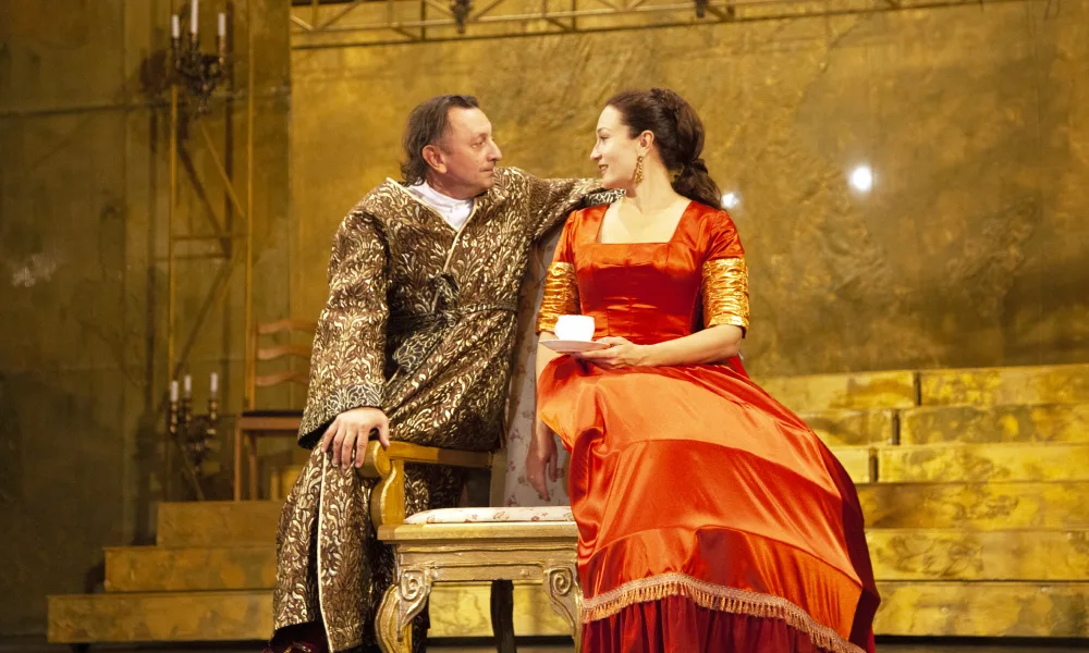 Афиша: Опасные связи в Ростове-на-Дону 16 апреля 2026