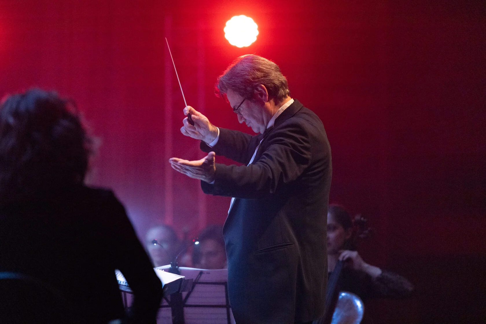 Афиша: Оркестр «Модерн». Времена года... *не Вивальди в Екатеринбурге 21 апреля 2026