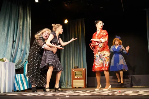 Афиша: Примадонны в Новосибирске 27 апреля 2026