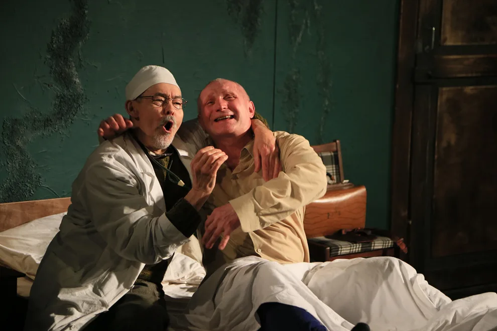 Афиша: Провинциальные анекдоты в Барнауле 2 апреля 2026