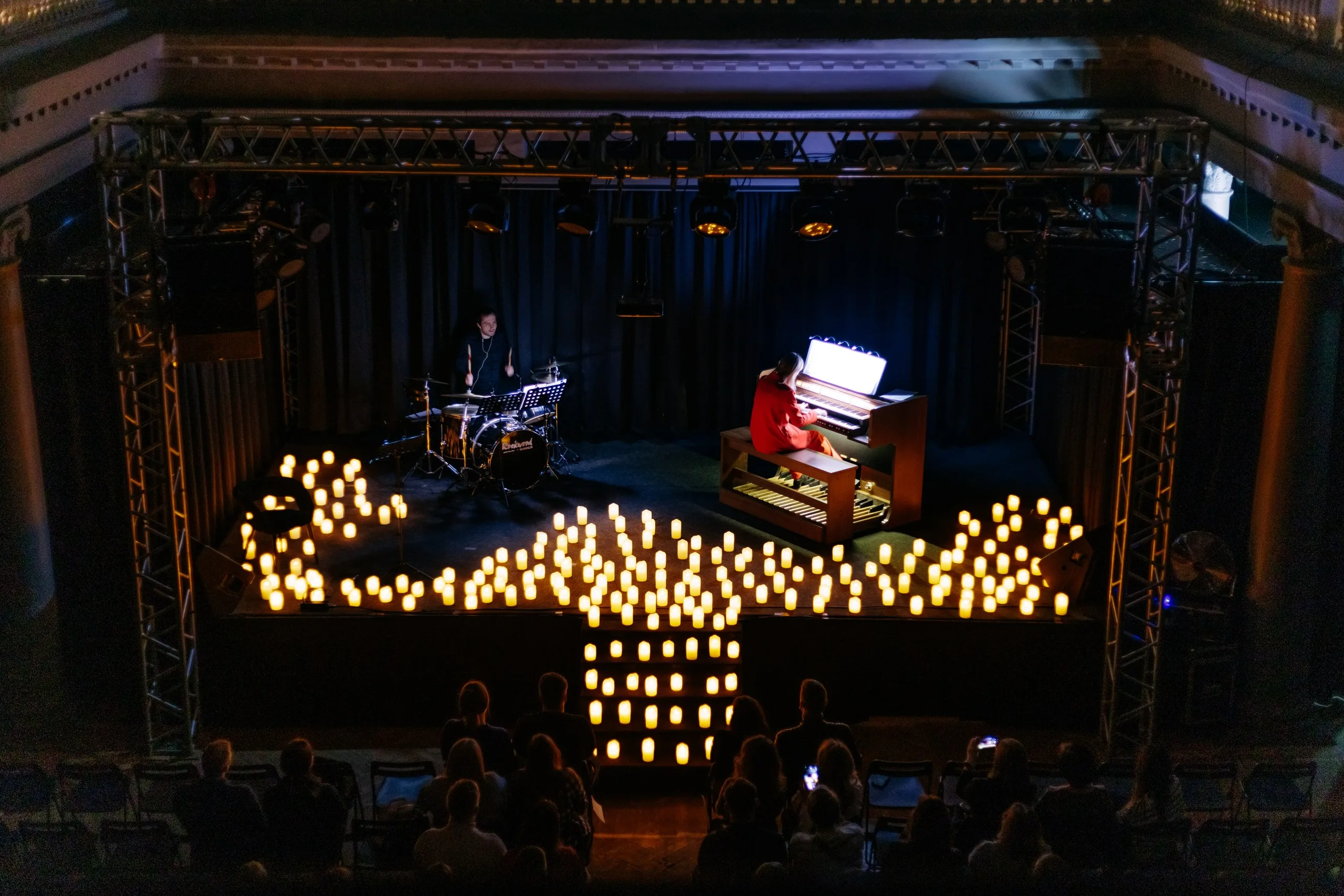 Афиша: Рок-хиты на органе при свечах в Нижнем Новгороде 19 апреля 2026