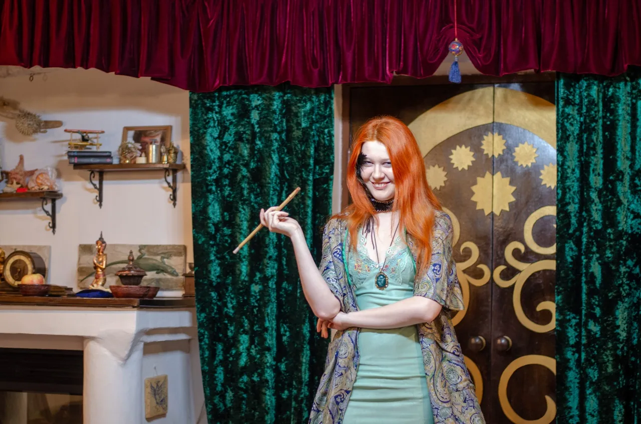 Афиша: Салон Леди N «Вертинский. Моя любовь» в Красноярске 4 апреля 2026