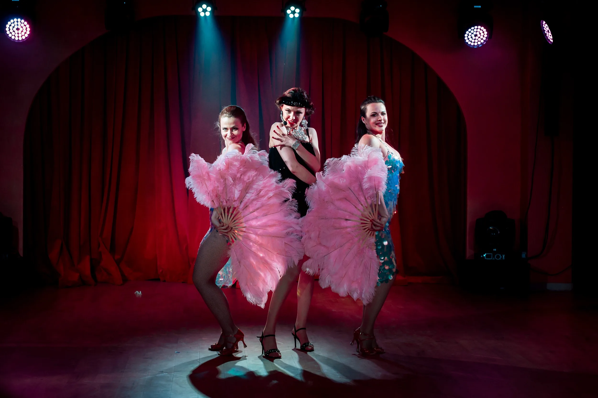 Афиша: Шоу мюзиклов. Broadway Lights в Краснодаре 5 апреля 2026