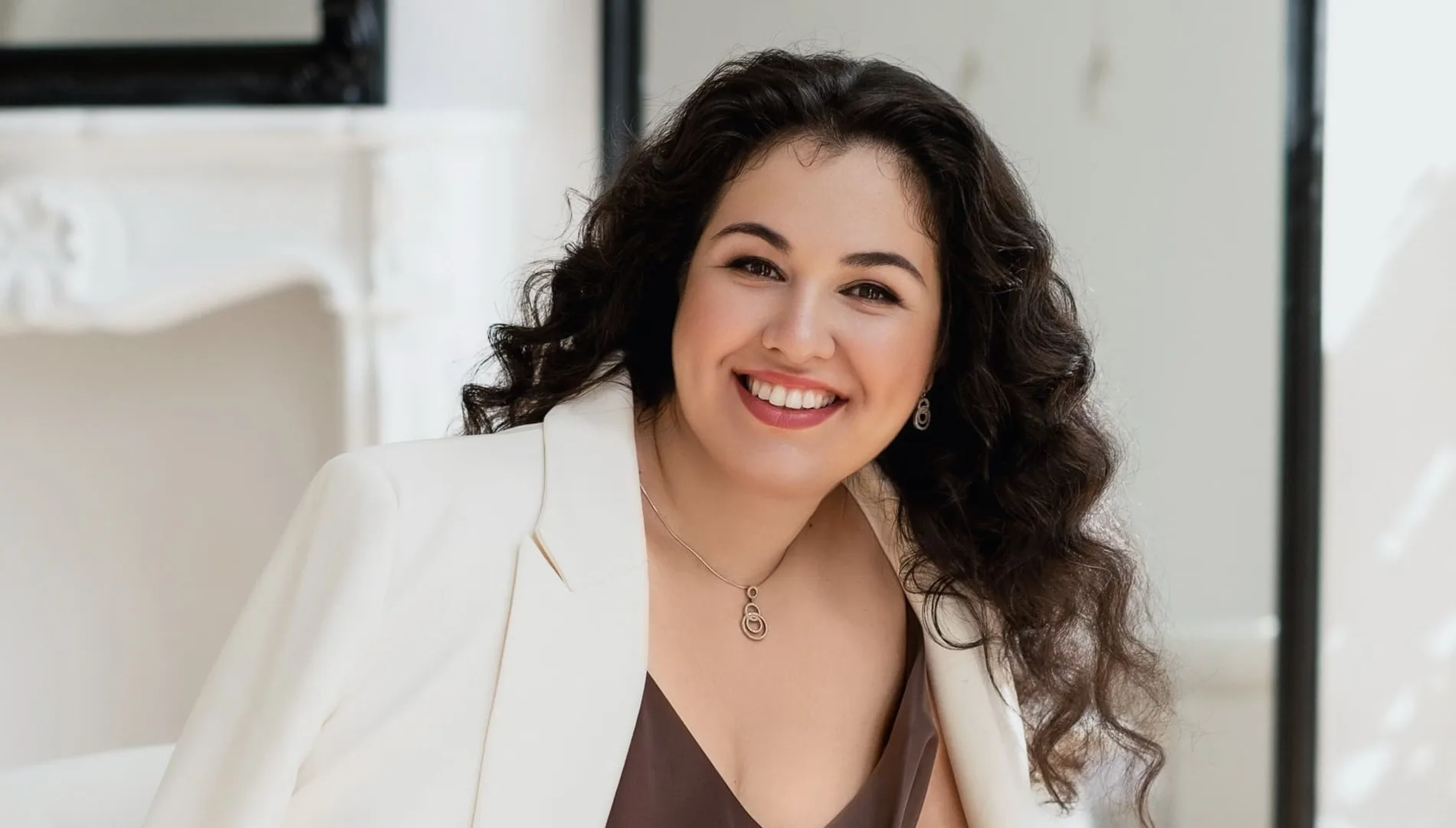 Афиша: Симфонический оркестр и Альбина Латипова в Челябинске 2 апреля 2026