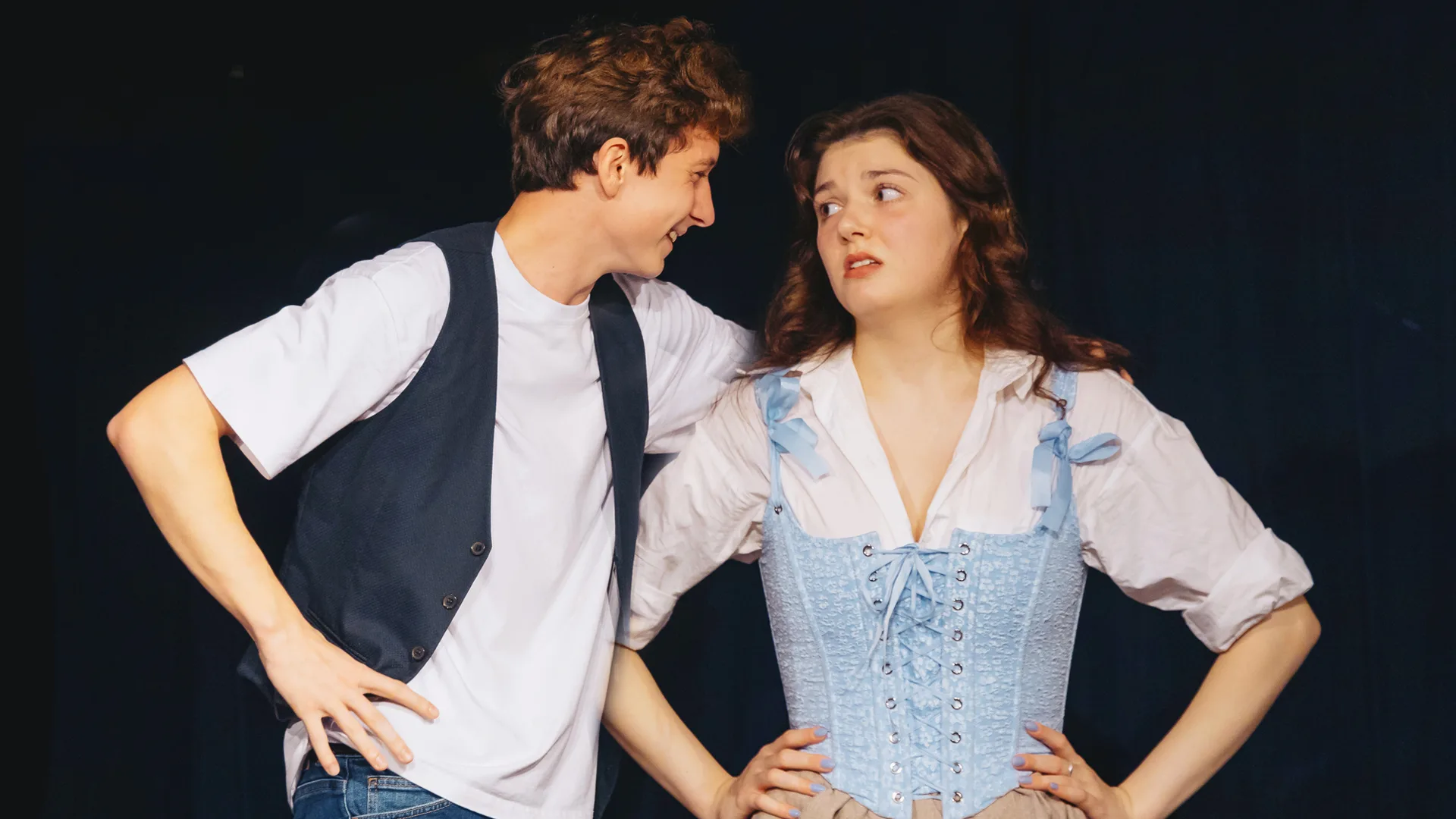 Афиша: Слуга двух господ в Санкт-Петербурге 4 апреля 2026