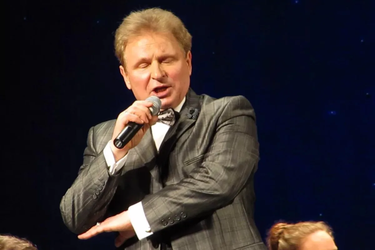 Афиша: Слушай, Ленинград в Санкт-Петербурге 30 апреля 2026