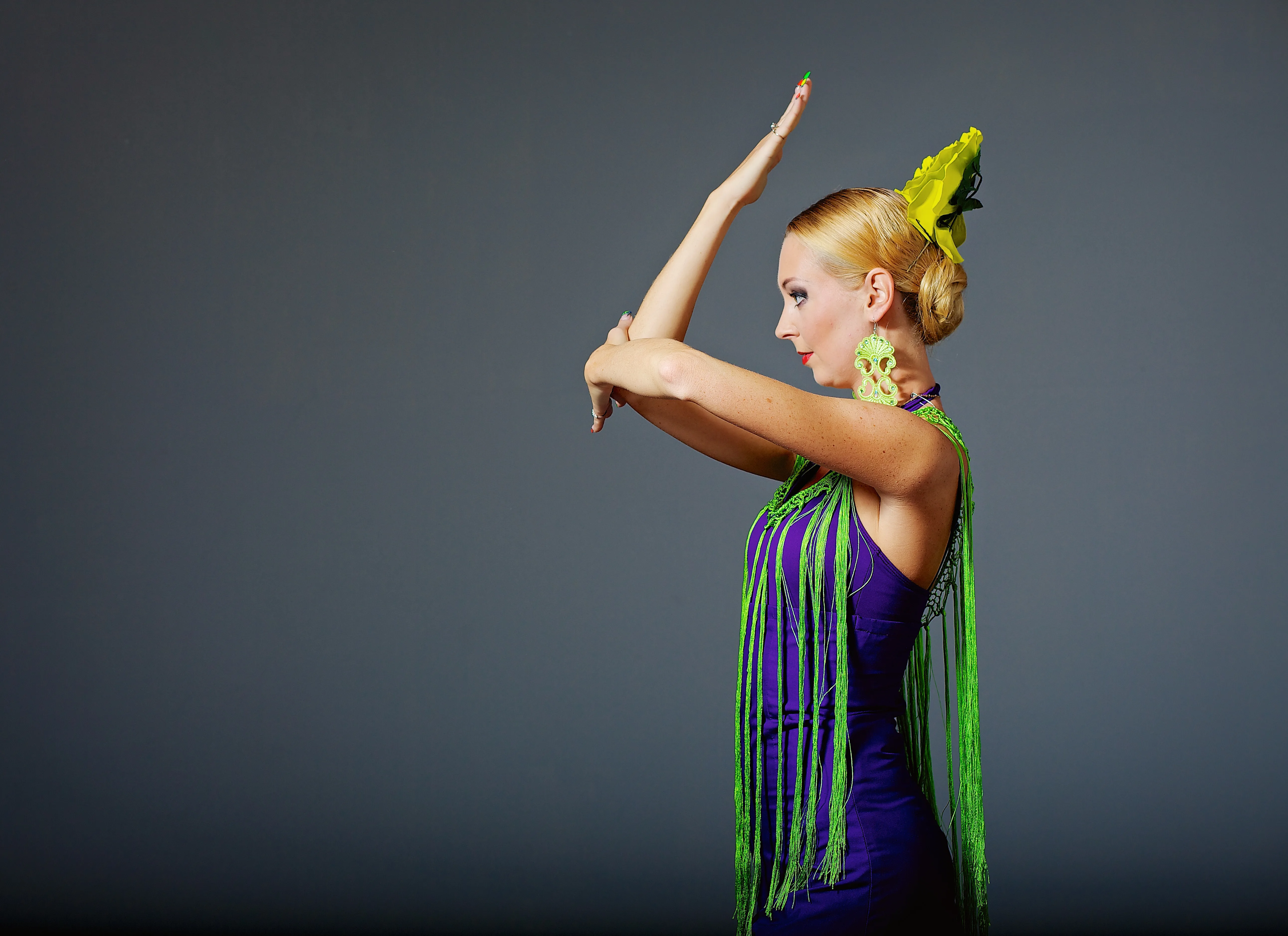 Афиша: Смерть и луна в Москве 23 апреля 2026