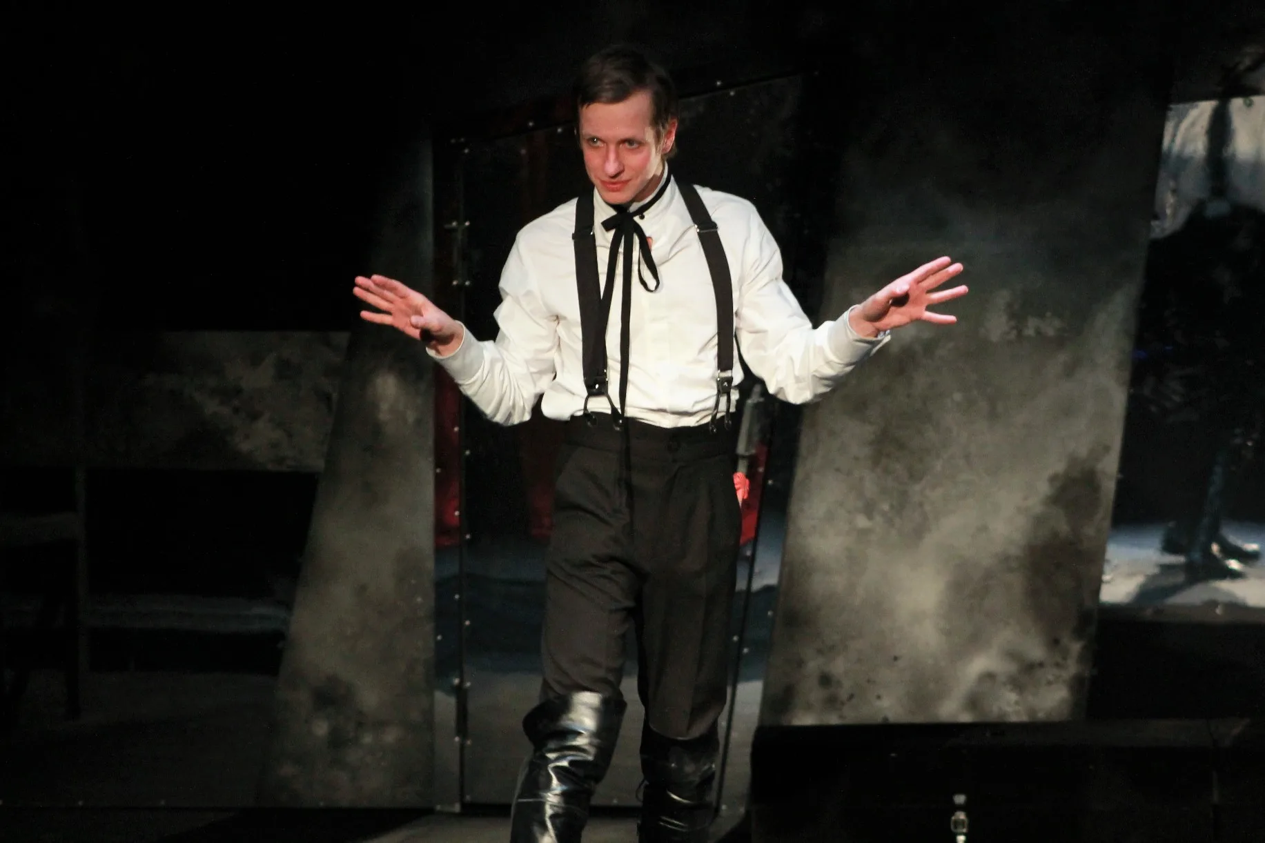 Афиша: Смерть Тарелкина в Санкт-Петербурге 8 апреля 2026