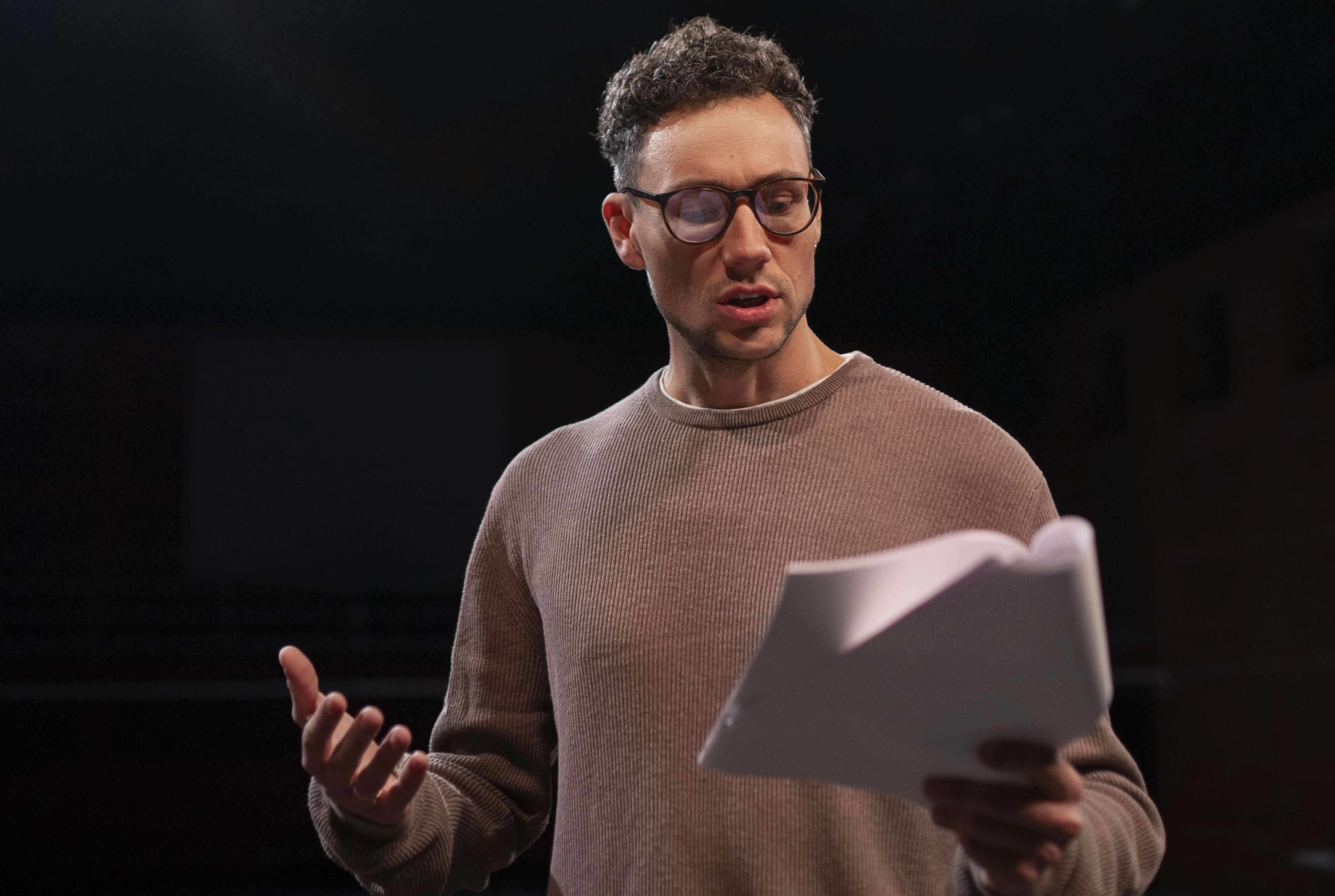 Афиша: Стендап на английском в Казани 5 апреля 2026