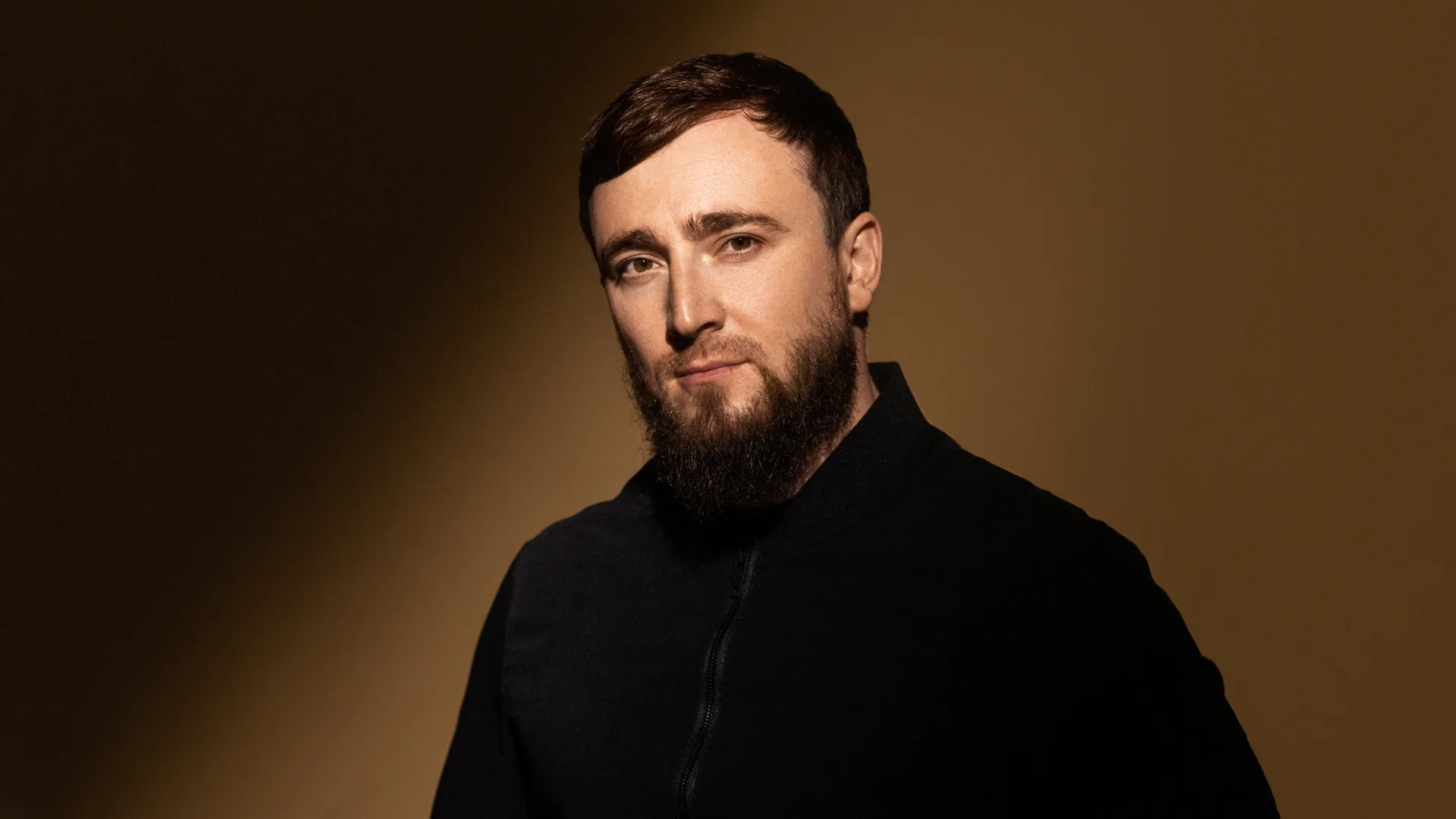 Афиша: Султан Лагучев в Архангельске 11 апреля 2026