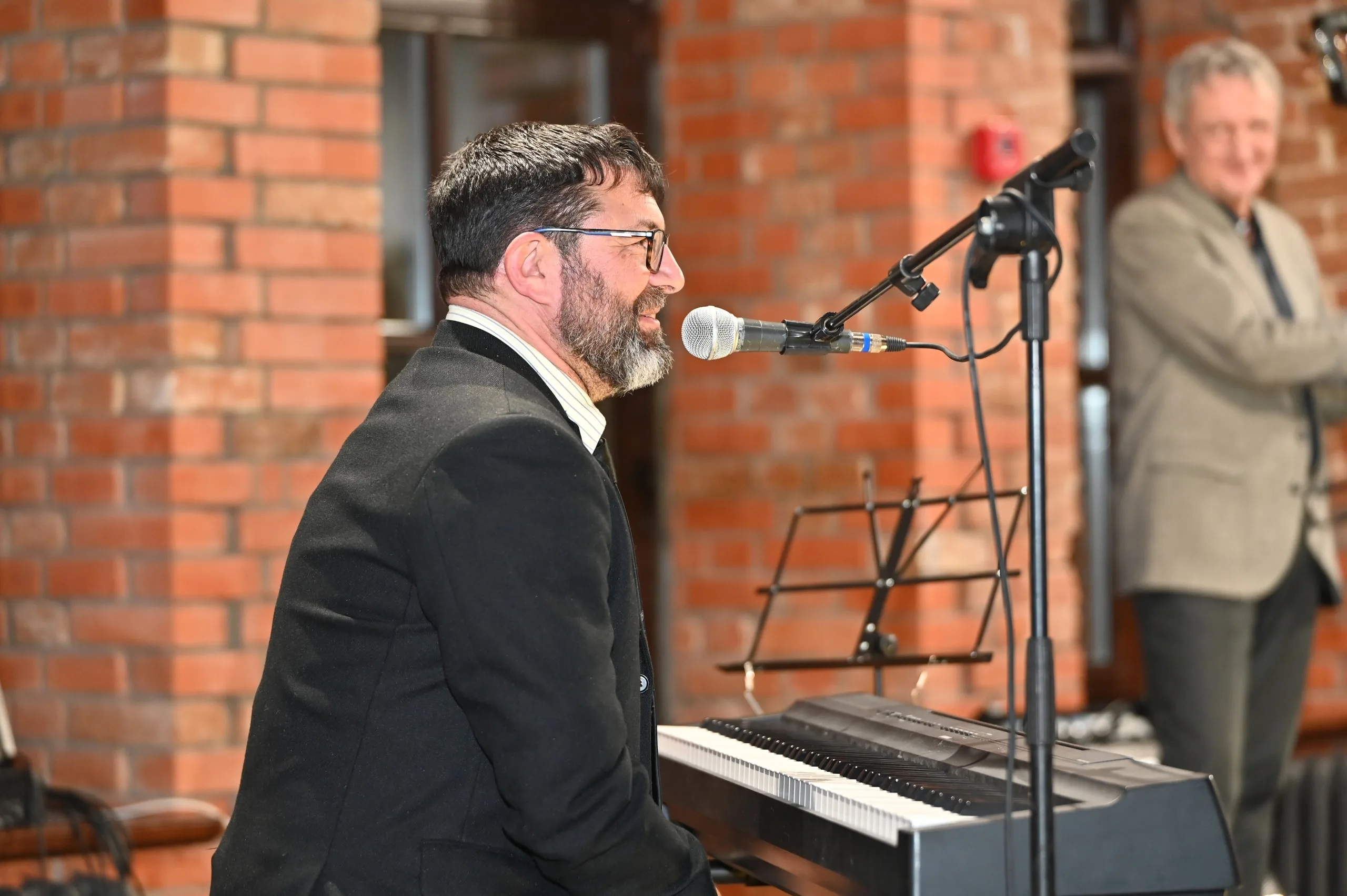 Афиша: Таль Бабицкий. Салонный джаз из Израиля в Томске 12 апреля 2026