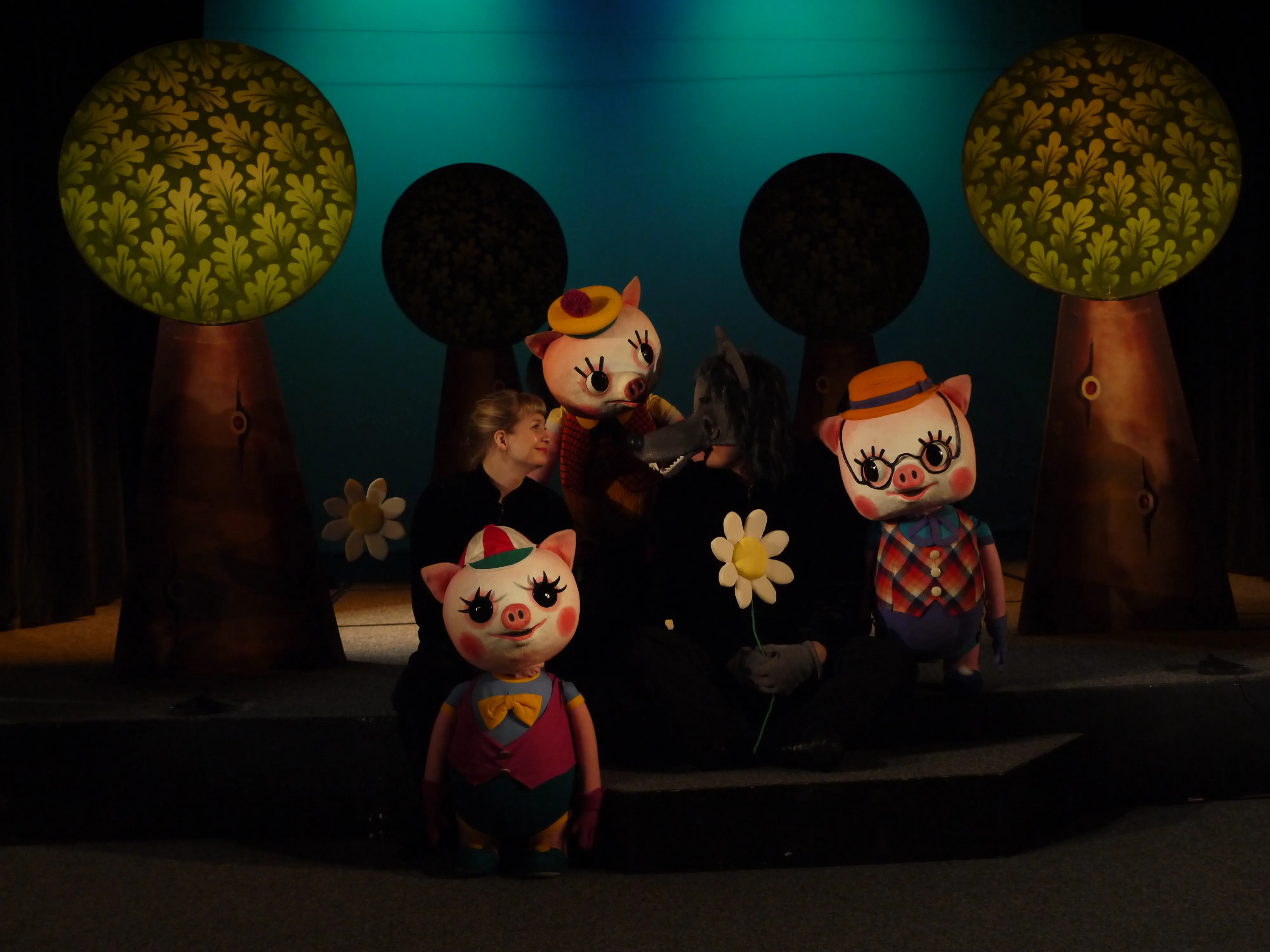 Афиша: Три поросёнка в Архангельске 3 апреля 2026