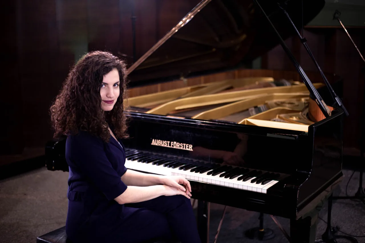 Афиша: Трио Росальбы Оливы. Музыка великих джазовых пианистов в Екатеринбурге 29 апреля 2026