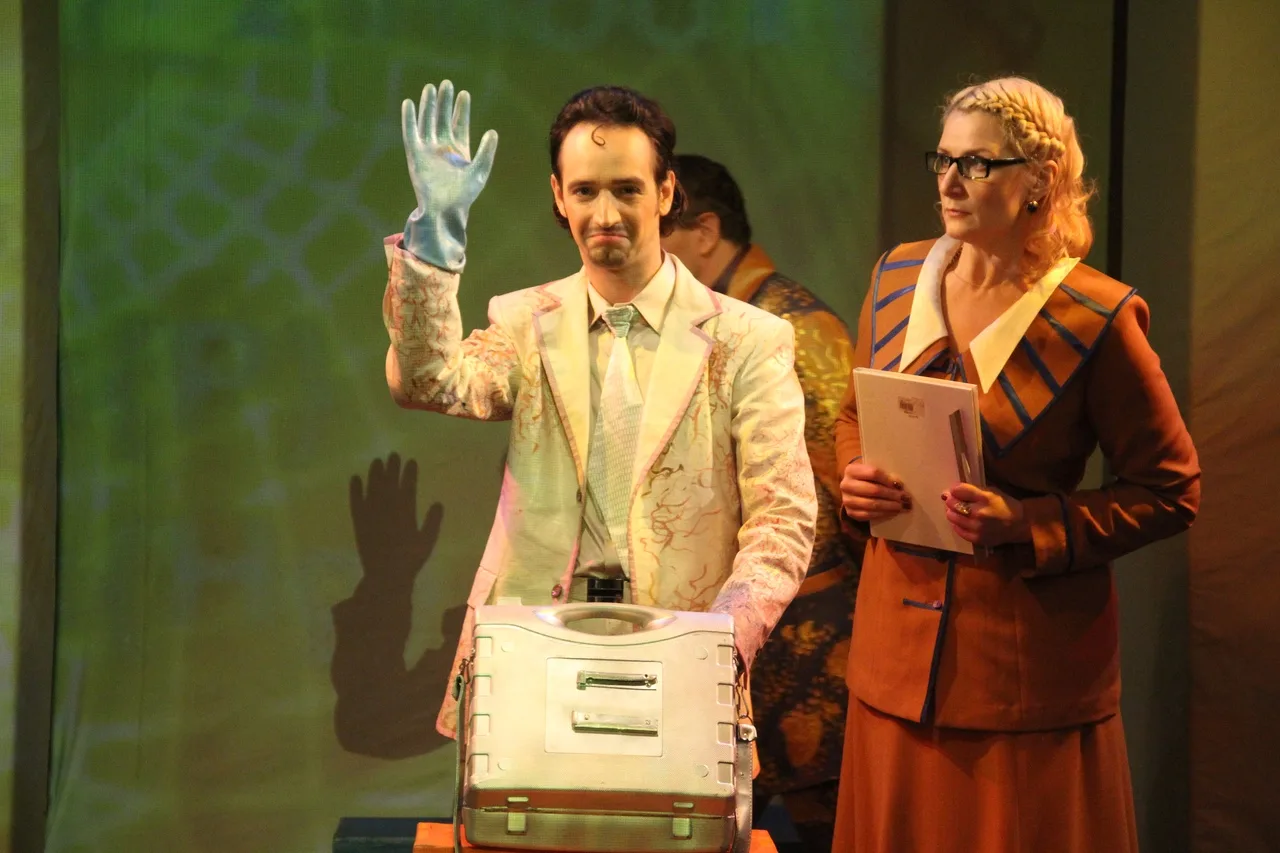 Афиша: Училка из будущего в Санкт-Петербурге 18 апреля 2026