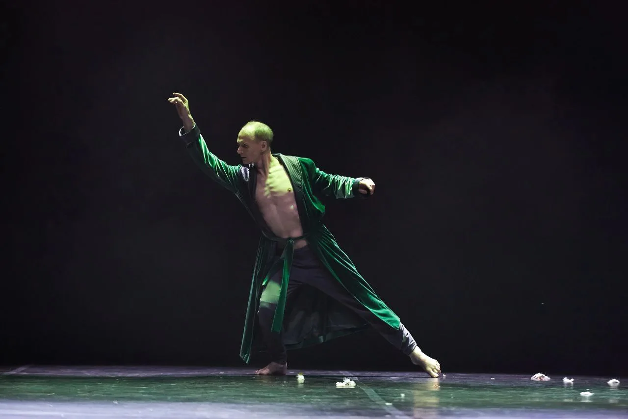 Афиша: +/- В. Тело: Requiem в Челябинске 14 апреля 2026