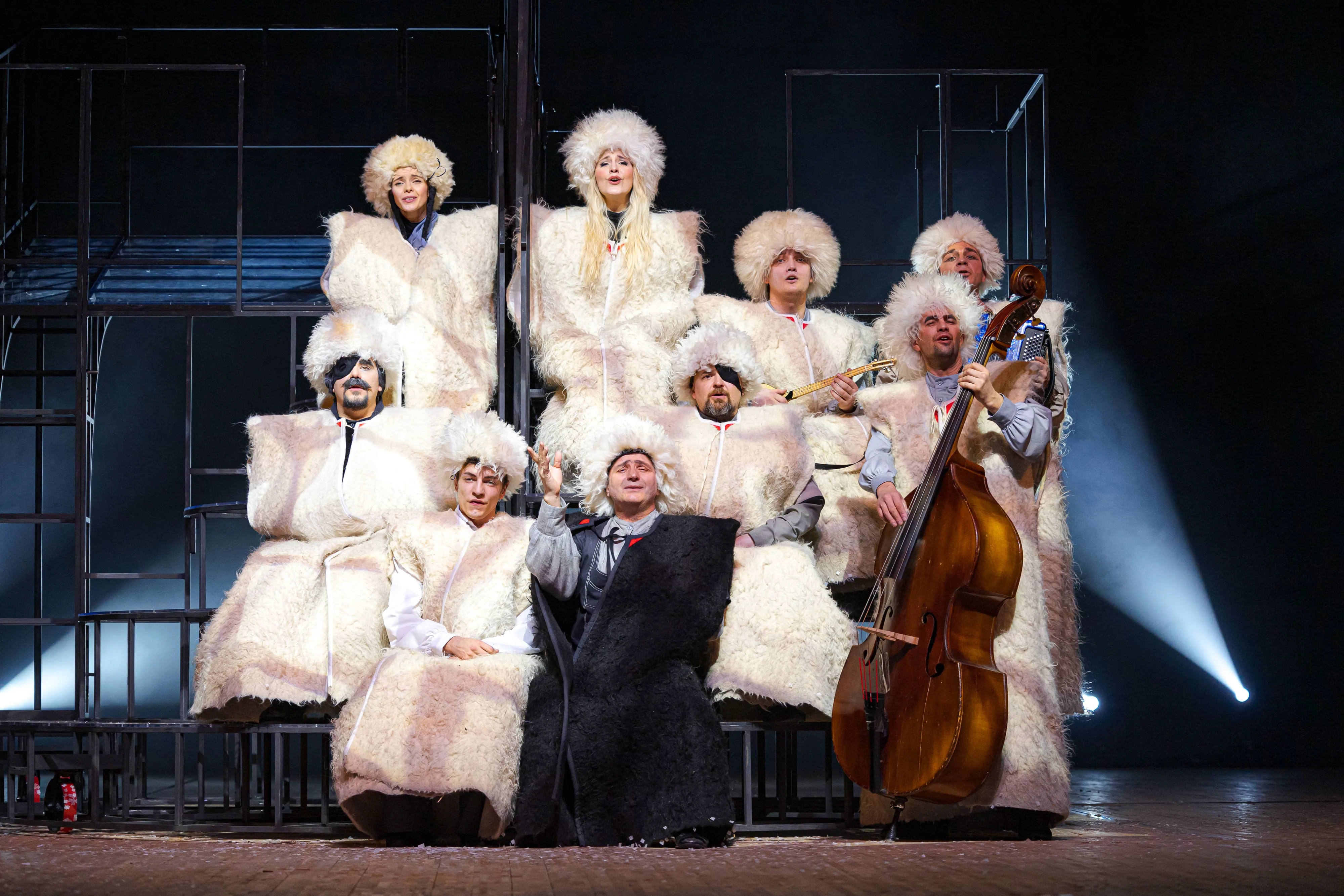 Афиша: Я, бабушка, Илико и Илларион в Красноярске 24 апреля 2026