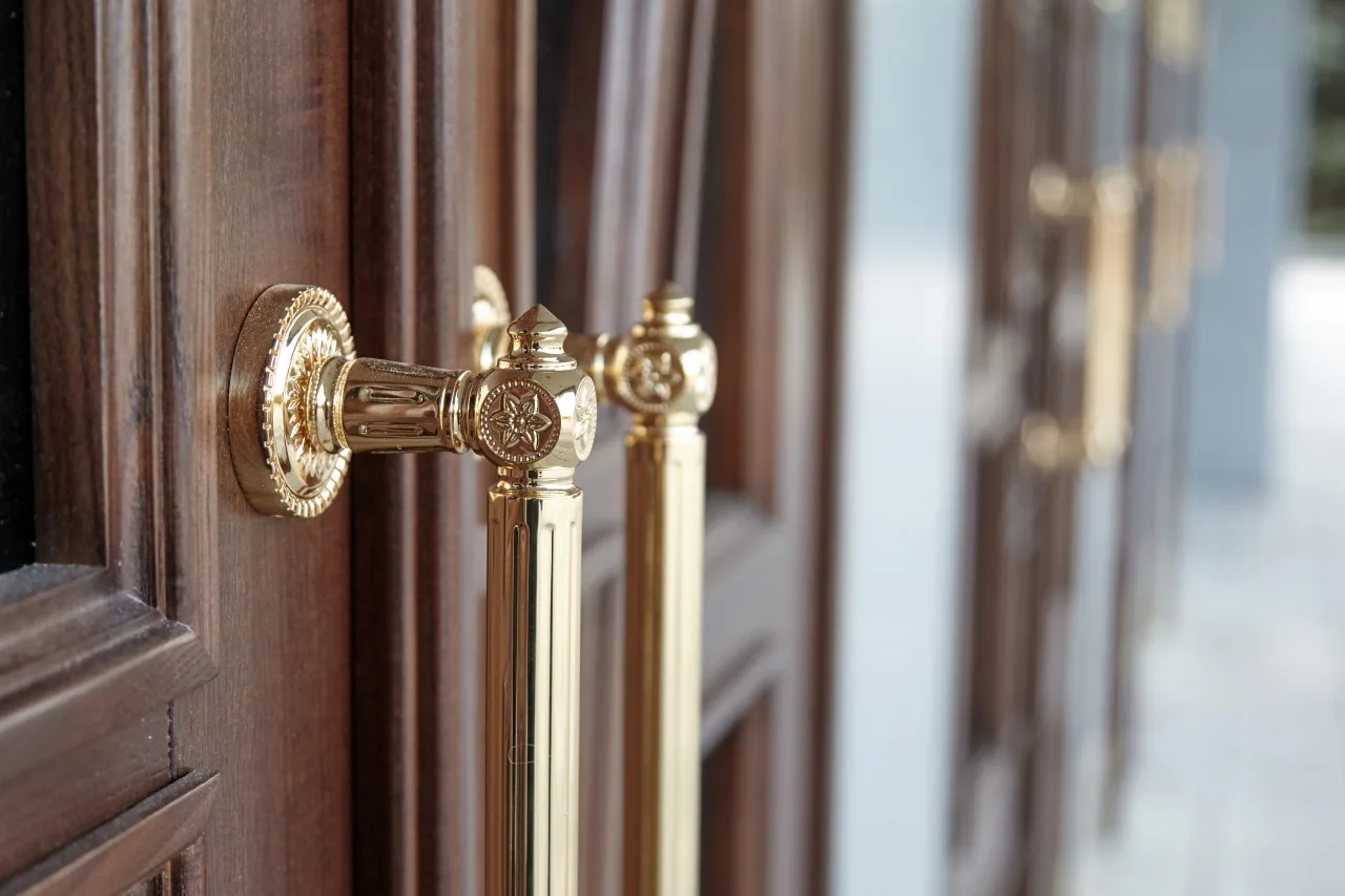 Афиша: Закулисье в Кемерово 16 апреля 2026