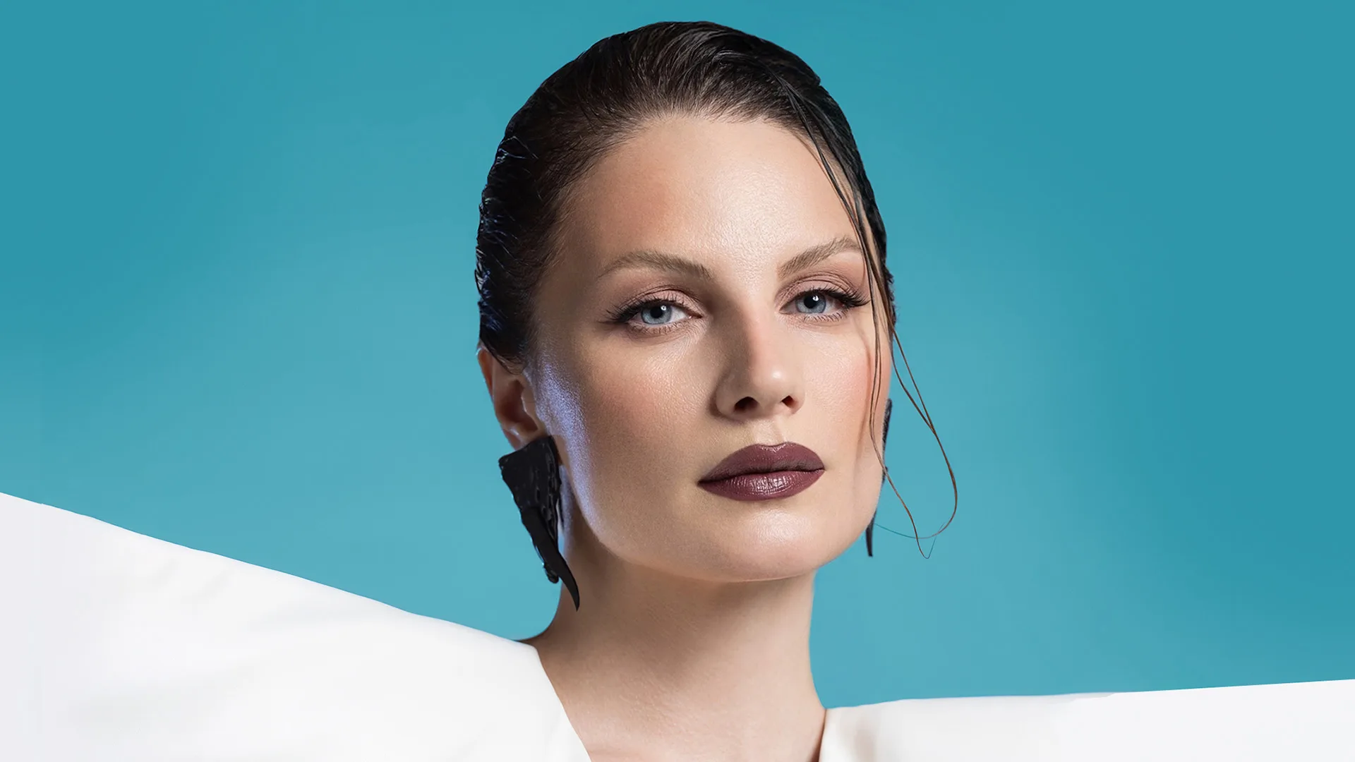 Афиша: Ева Власова в Калининграде 16 августа 2026