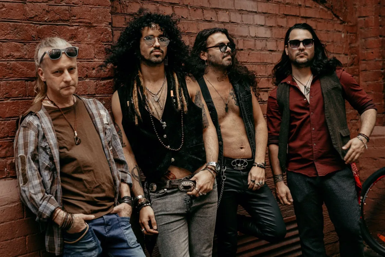 Афиша: Jointrip: Led Zeppelin tribute в Москве 9 августа 2026