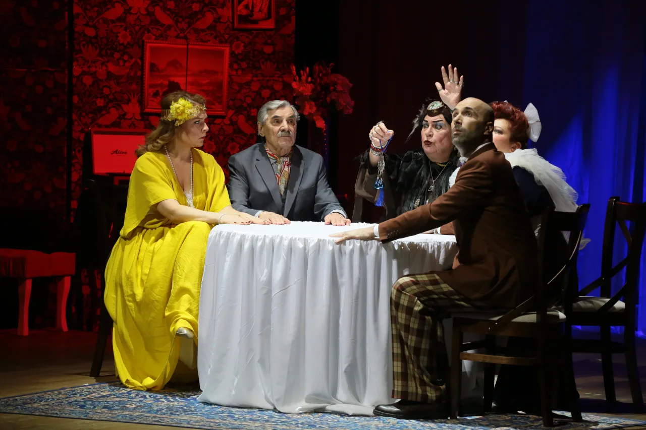 Афиша: Магия любви, или Не стреляйте в экстрасенса в Санкт-Петербурге 16 августа 2026