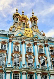 Афиша: Однодневный автобусный тур Царское Село - Петергоф: "Янтарная комната и Фонтаны Петергофа за 1 день" в Казанской пл.е 26 августа 2026