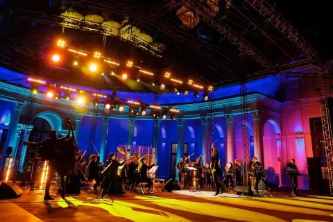 Афиша: Поп-хиты с симфоническим оркестром. Olympic Orchestra в Москве 8 августа 2026