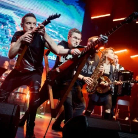 Афиша: Bis-Quit Band. Хиты 80-х, 90-х, 2000-х в Санкт-Петербурге 24 декабря 2026