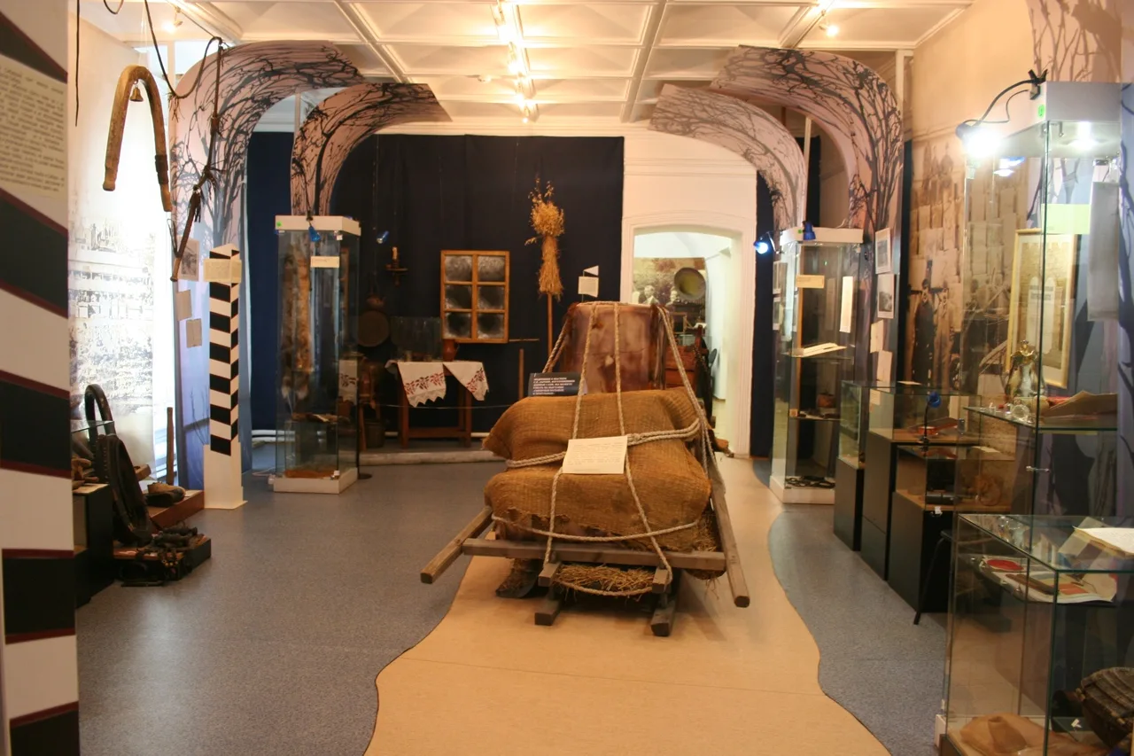 Афиша: Экспозиции музея им. Шатилова. Залы первого этажа в Томске 30 декабря 2026