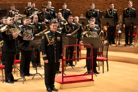 Афиша: Новогодний концерт Адмиралтейского оркестра в Санкт-Петербурге 31 декабря 2026