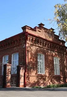 Афиша: Экспозиция музея "Напольная школа в городе Алапаевске" в Екатеринбурге 19 января 2026