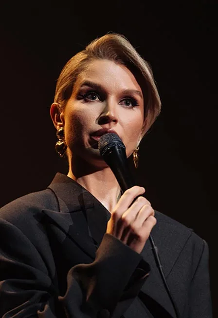 Афиша: Алиса Дударева. StandUp со зрителями в Краснодаре 5 июля 2026