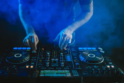 Афиша: Crystal Castles Night в Иркутске 18 июля 2026