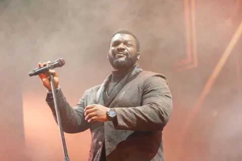 Афиша: Джаз для влюблённых: романтический концерт с джазовой звездой Габриэль Биггест на панорамной крыше в Москве 4 июля 2026