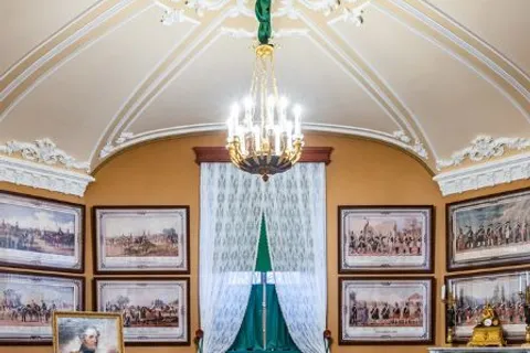 Афиша: Экскурсия по Парадным залам и личным комнатам Николая I в Санкт-Петербурге 11 июля 2026
