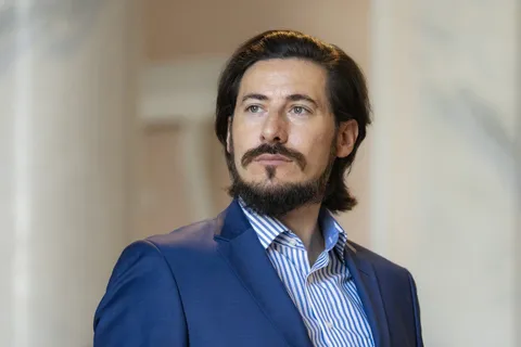 Афиша: Франсуа Модеме, АОРНИ радио и телевидения. По тропам любви и мужества в Москве 1 июля 2026