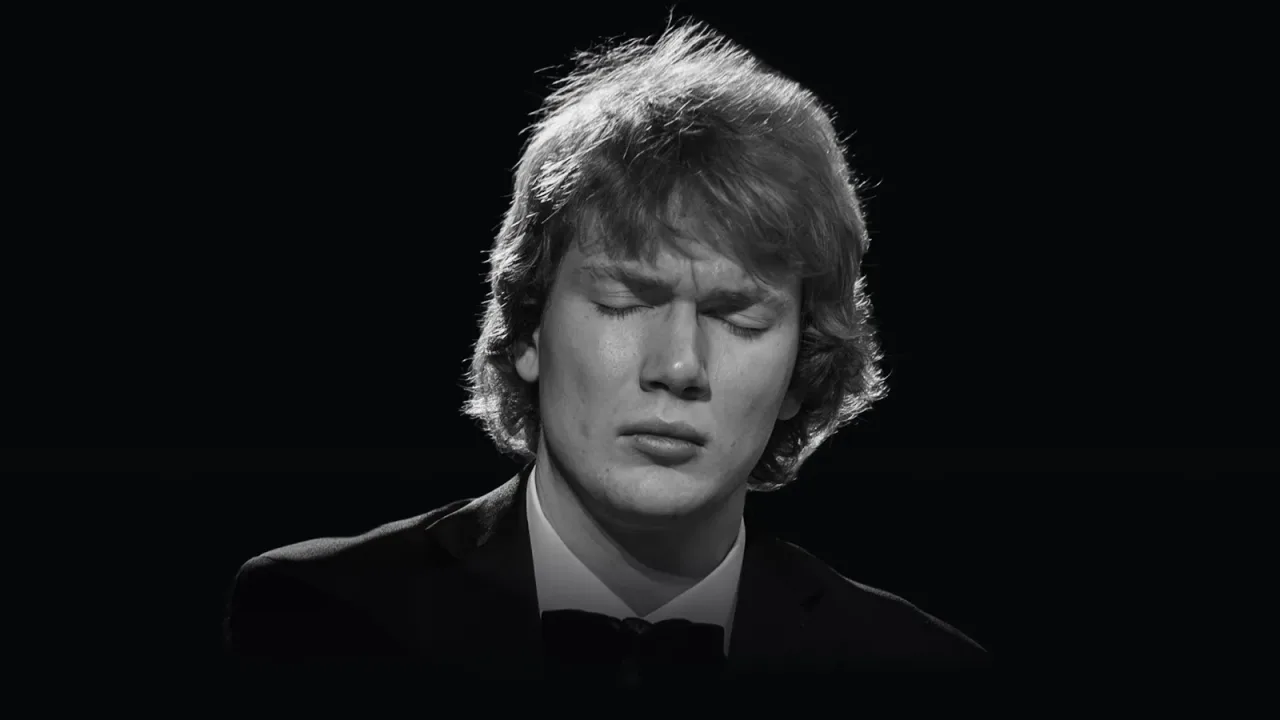 Афиша: Иван Бессонов. Пианист и дирижёр. Бах, Моцарт: Концерты в Москве 11 июля 2026